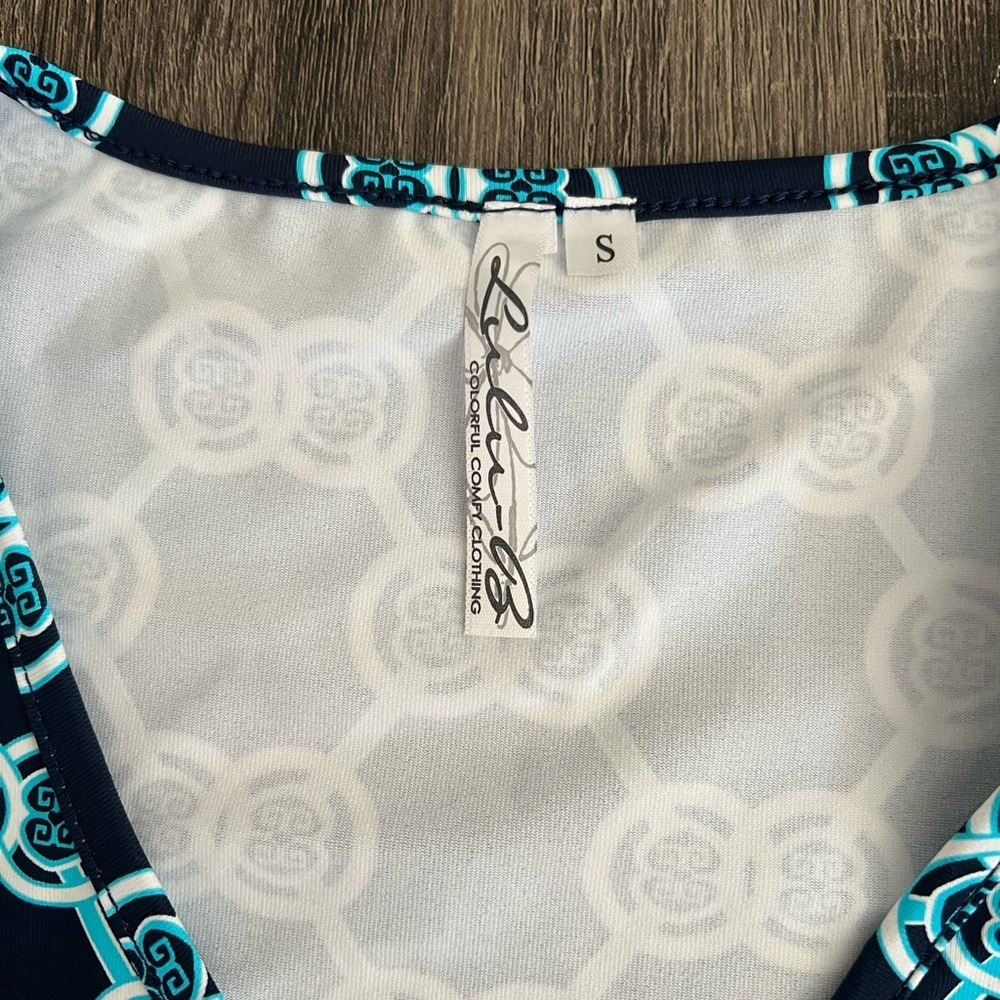 Lulu B Cooling UPF 50 Top Navy Aqua Geo Print Size Small NWT NEW with tags sm s‌ - Picture 7 of 12